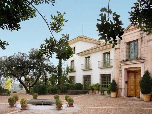 entrance country house in Córdoba